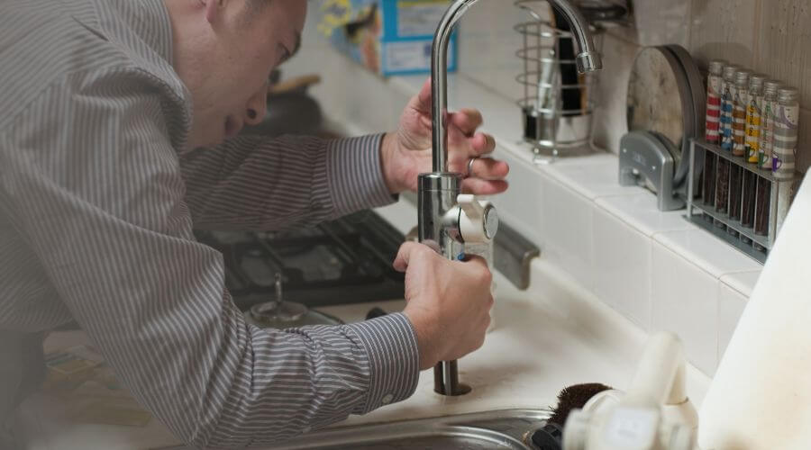 Local water heater installation in Nashville, KS